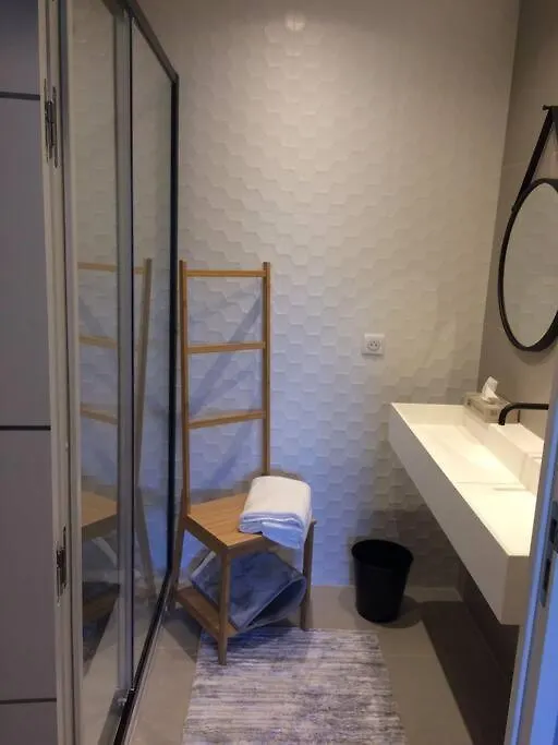 Lovely Refurbished Apartment ニース
